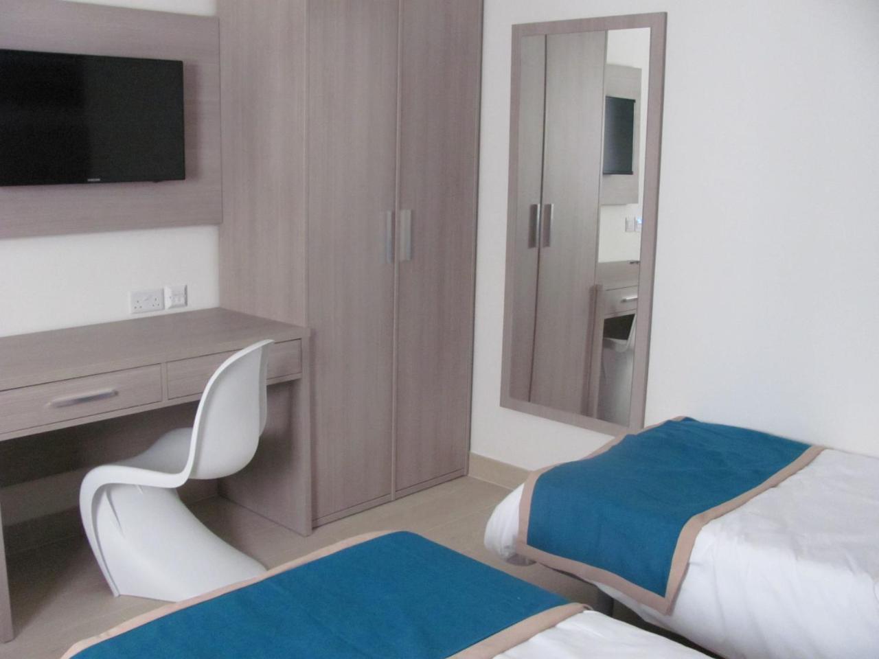 Day'S Inn Hotel And Residence Sliema Exteriér fotografie